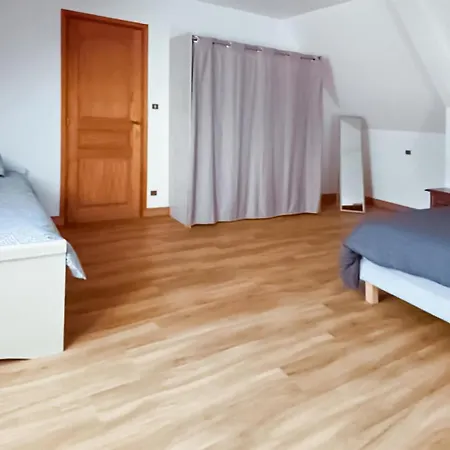 4 Bedroom Gorgeous In Holiday home La Meaugon